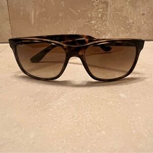 Brown Rayban Sunglasses